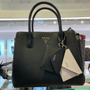 Black guess purse